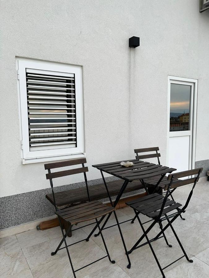 Apartment Sun&Sea, Senj, Prvi Red Do Mora Сень Экстерьер фото